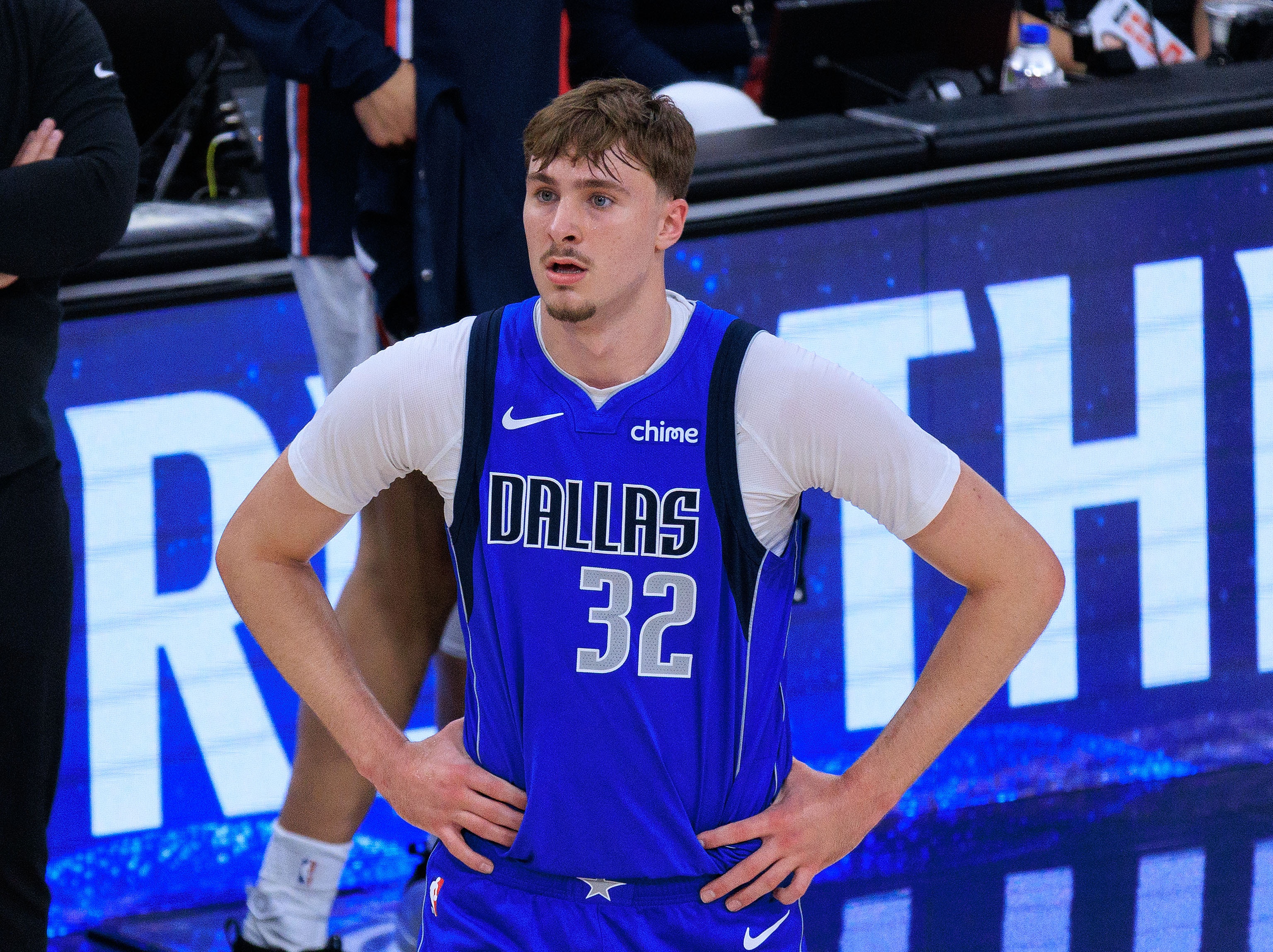 Skip:NBA正经历白人球员复兴,弗拉格是自伯德后最接近伯德的人 Skip:NBA正经历白人球员复兴,弗拉格是自伯德后最接近伯德的人
