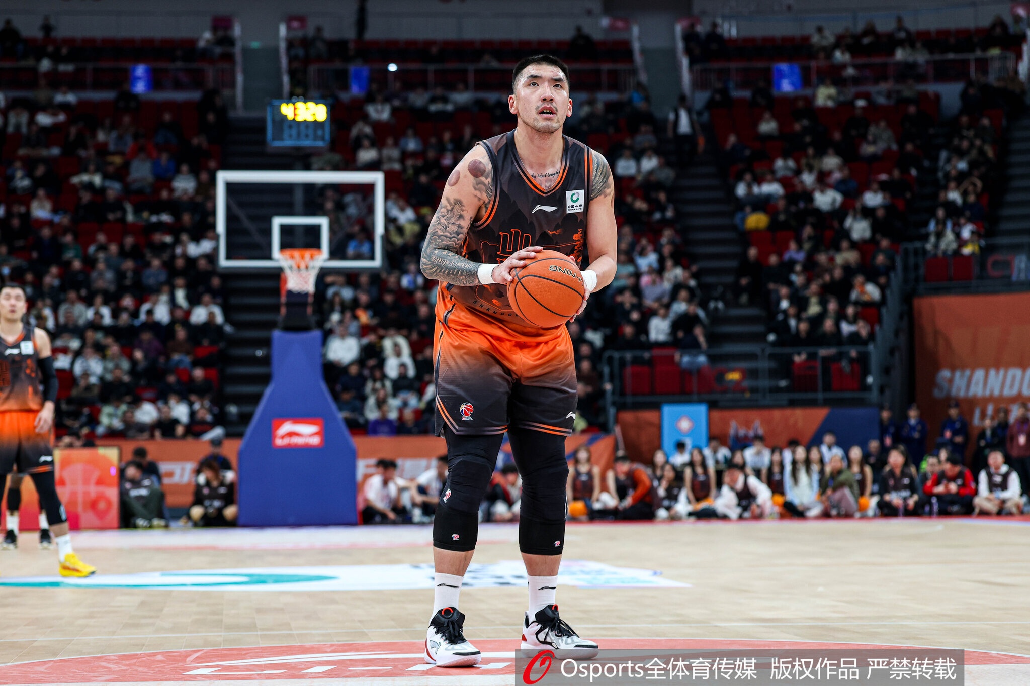 山东男篮阵容调整:祝铭震杨文学明日热身赛首秀 陶汉林D类合同续约一年