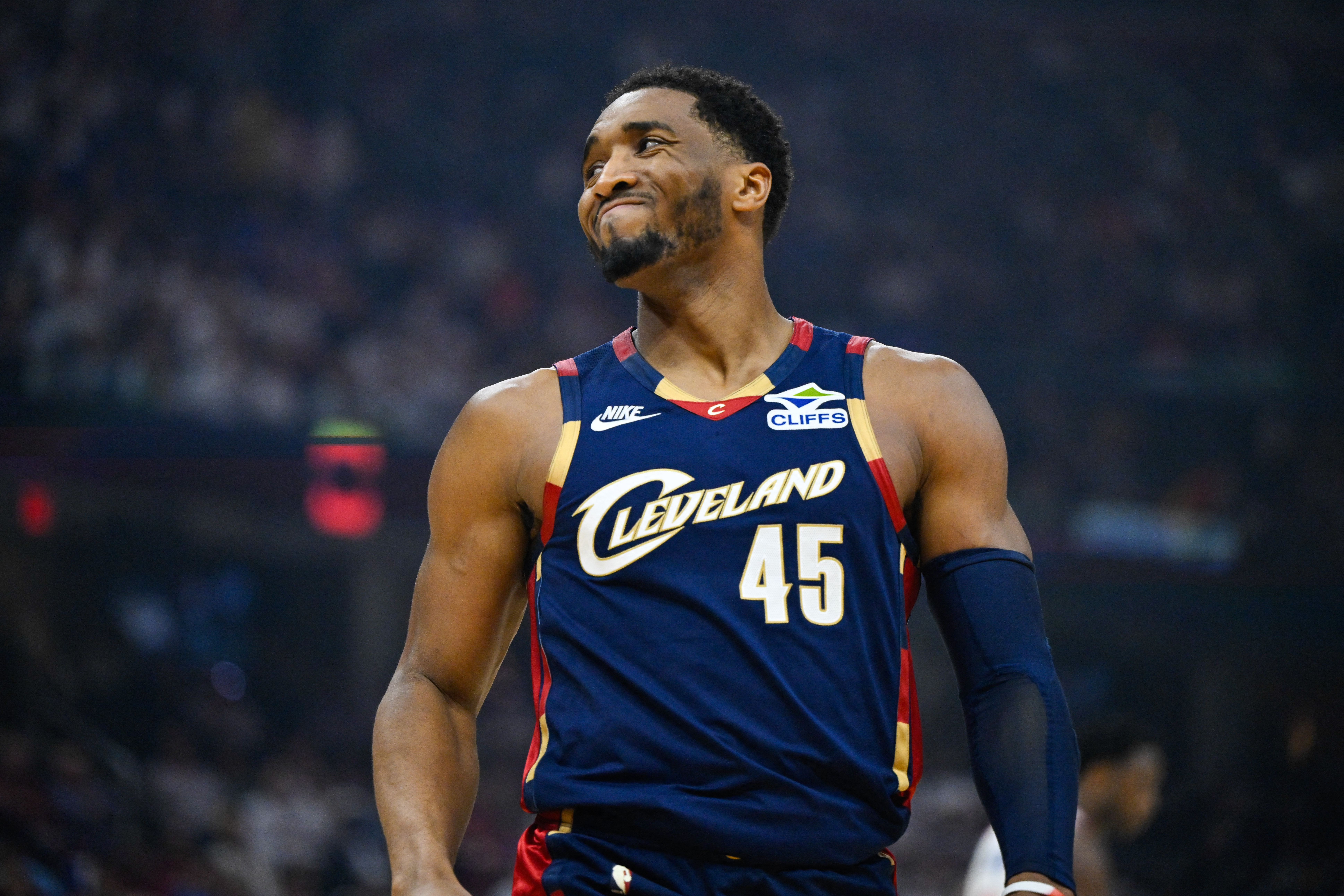 米切尔4年2.73亿续约：骑士别无选择，7000万时代来临
