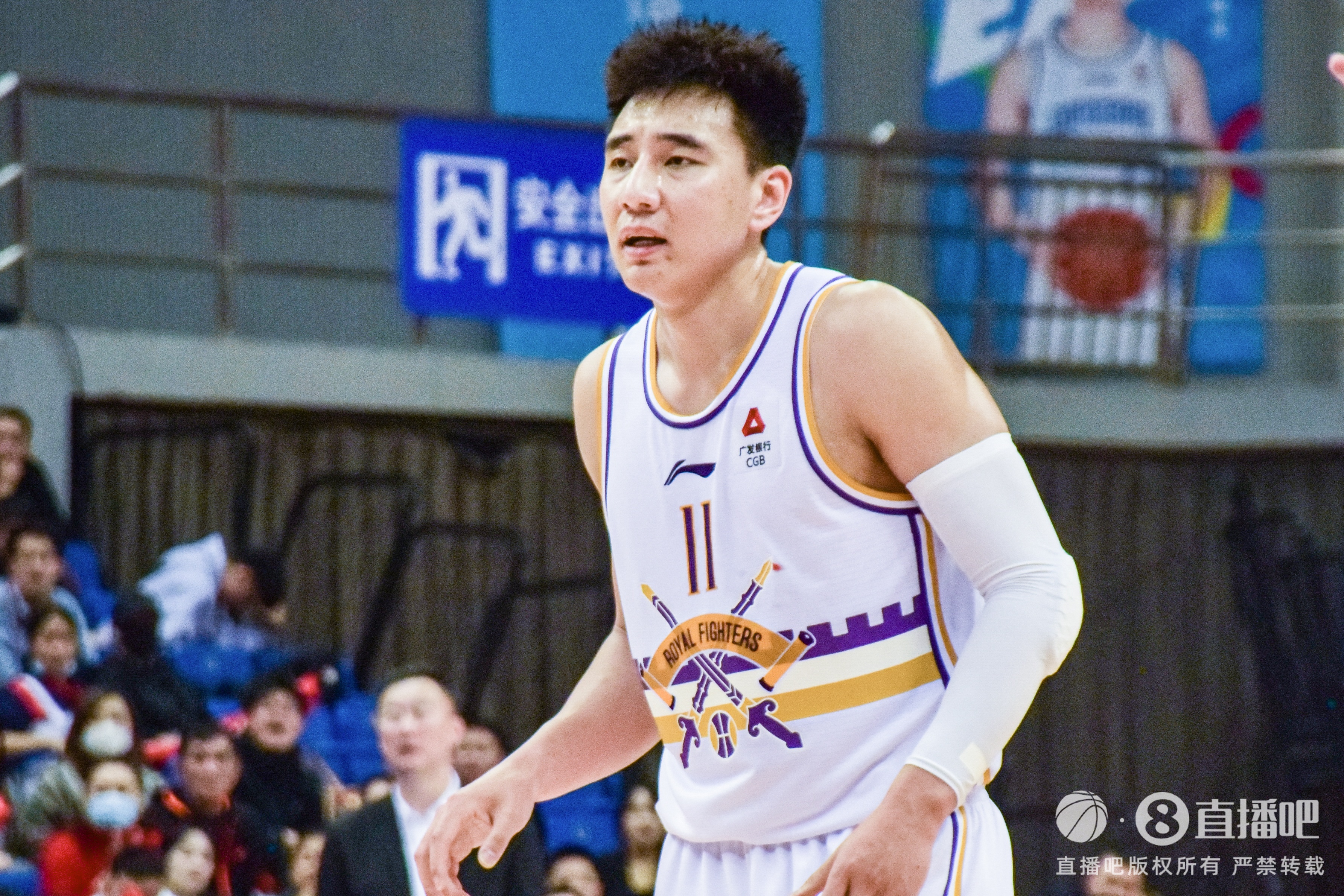北控男篮与锋线金鑫续约一年