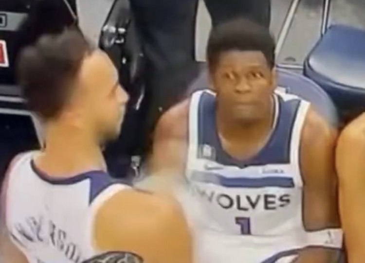 阿德巴约赌城拳击希罗 细数NBA队友反目史 阿德巴约赌城拳击希罗 细数NBA队友反目史