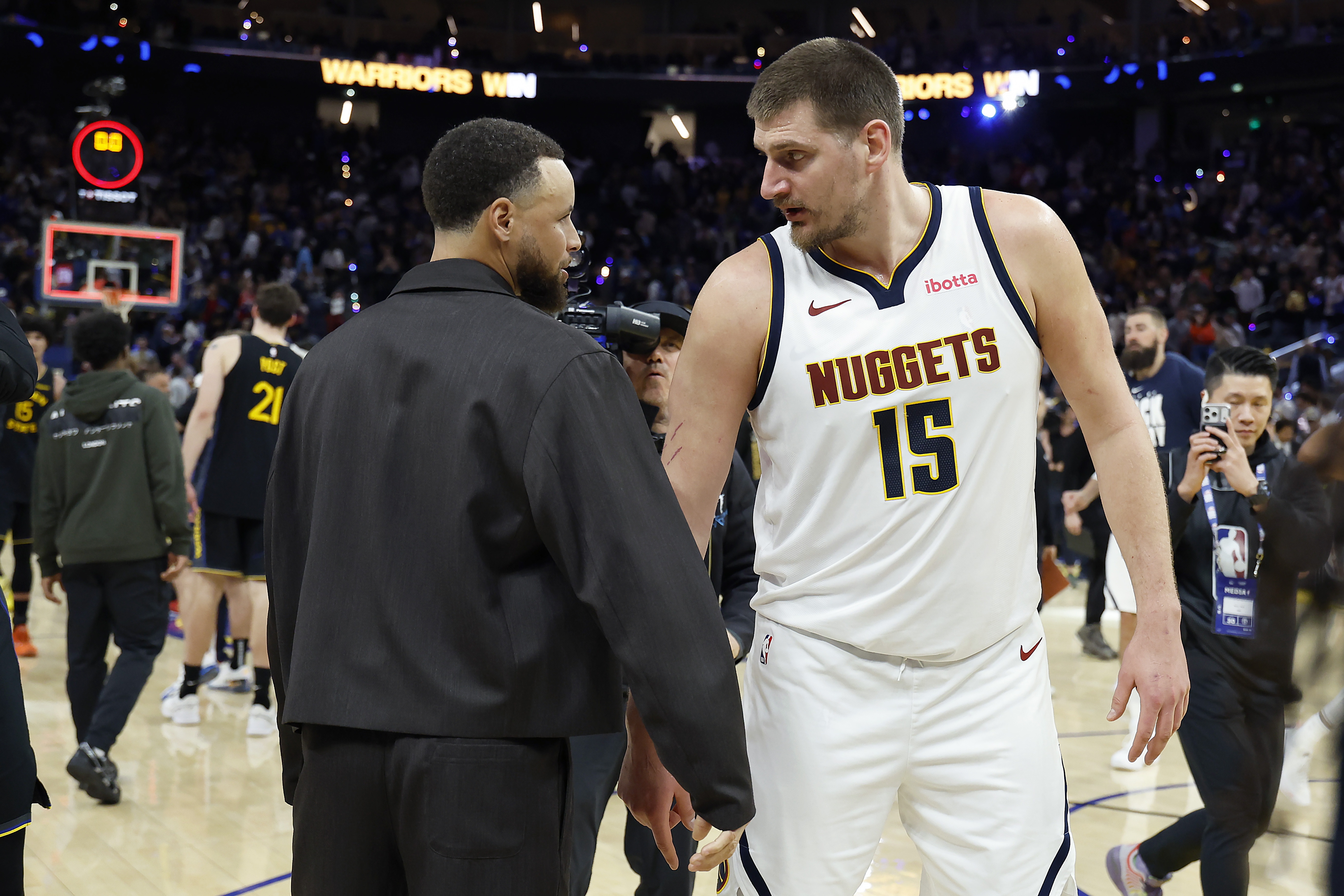 NBA历史真实命中率榜：约基奇63.6%居首 库里唐斯前三