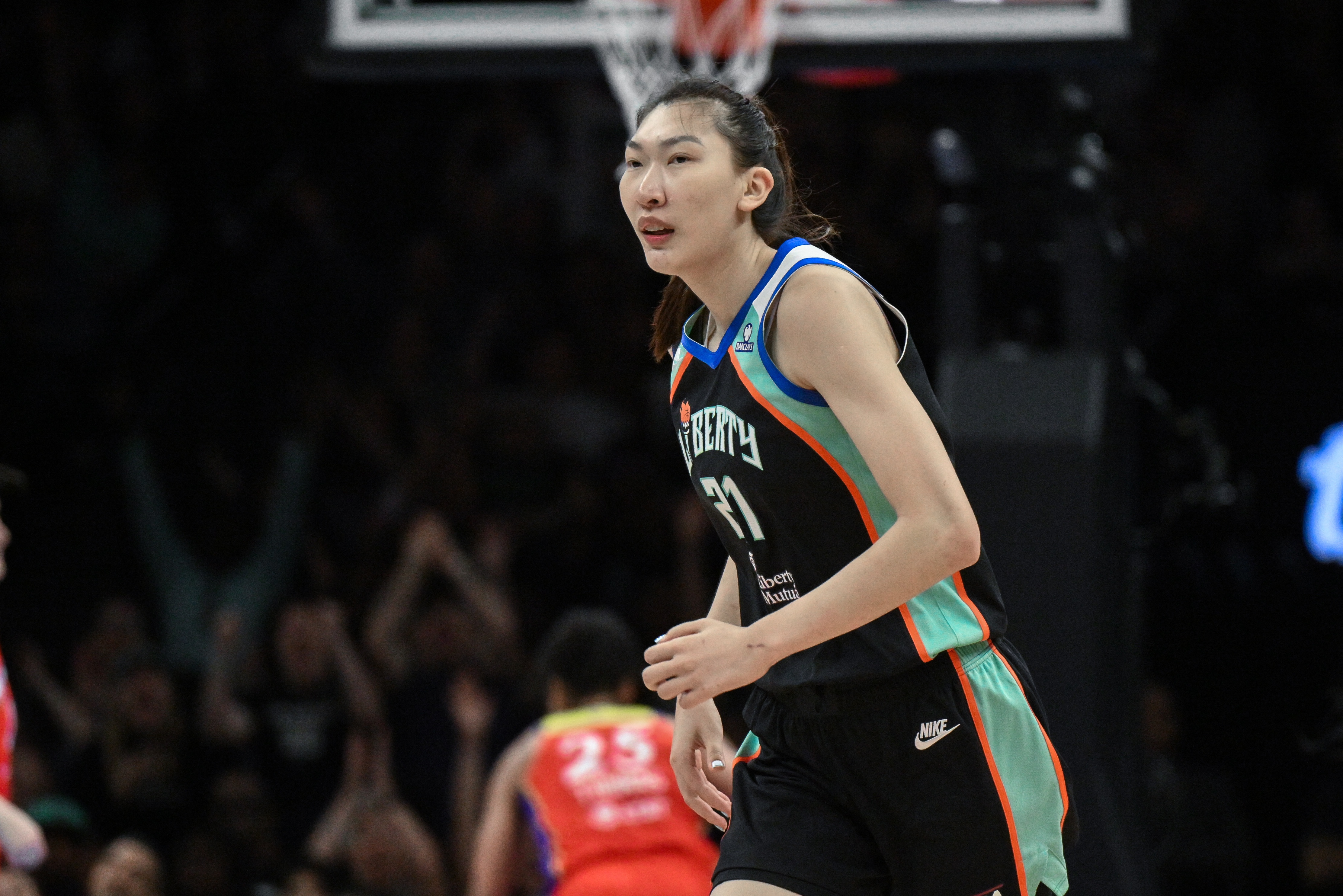 韩旭13分正负值+29断层领跑 自由人113-109险胜火花
