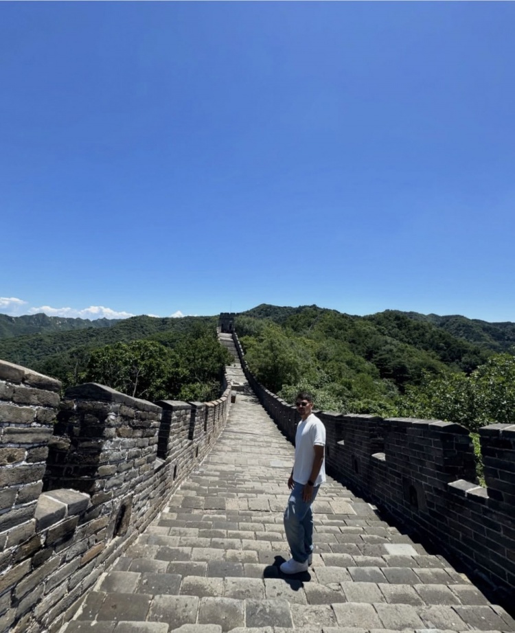 马德鲁加晒长城打卡照:世界七大奇迹之一名不虚传 马德鲁加晒长城打卡照:世界七大奇迹之一名不虚传