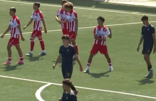 红星U19热身赛9比0横扫IMT，万项半场1球2助制造三球