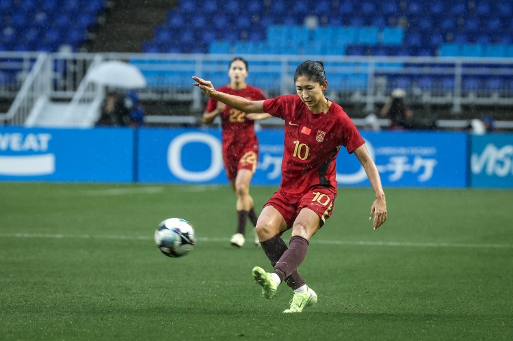 王妍雯结束两个赛季留洋归队 北京女足确认其披10号