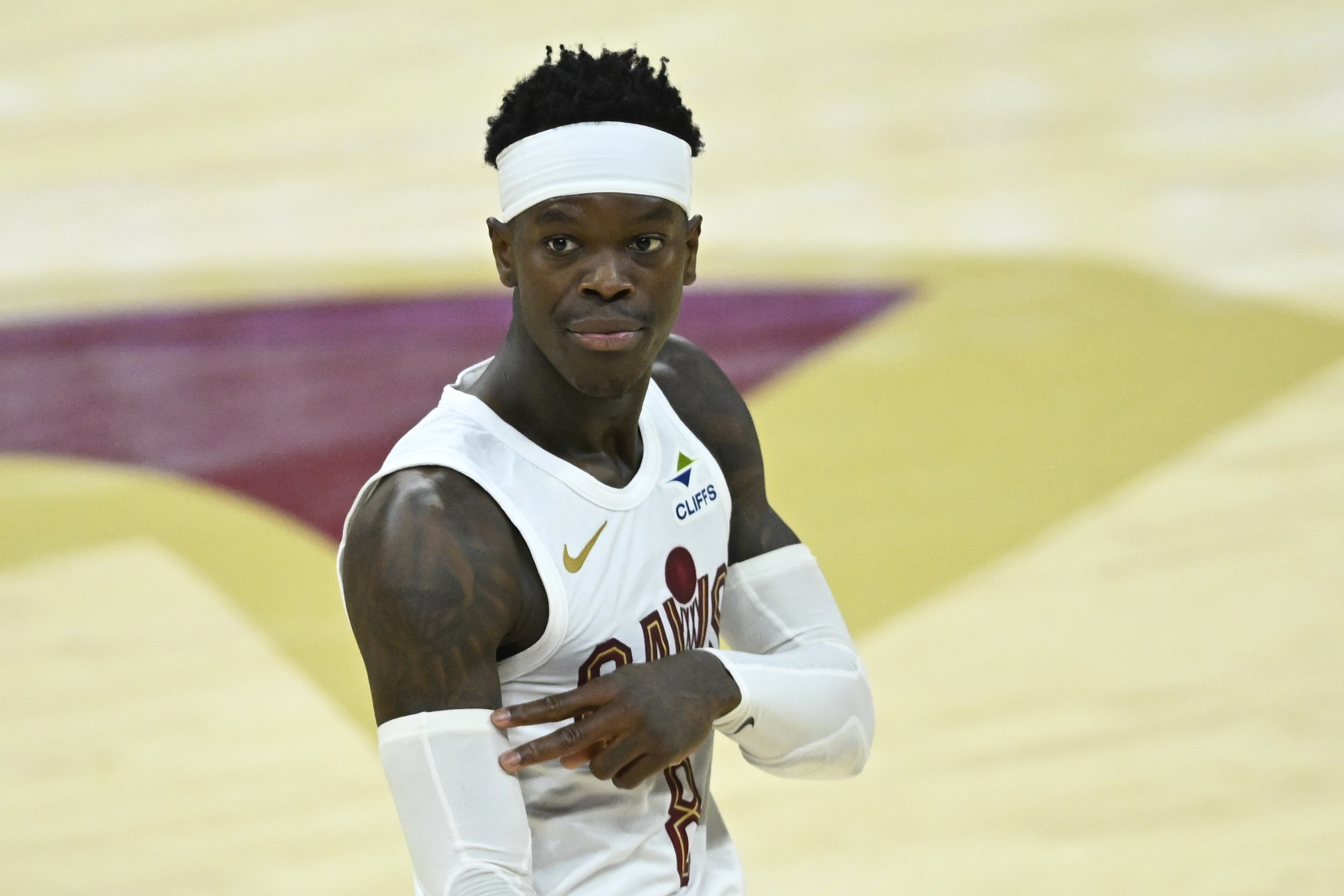 HoopsHype国际80大球星:奥拉朱旺第1,姚明第18,约基奇第4,文班亚马第50 HoopsHype国际80大球星:奥拉朱旺第1,姚明第18,约基奇第4,文班亚马第50