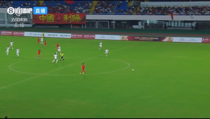 方珍珠过掉门将打空门 中国女足U17 2-0领先皇马