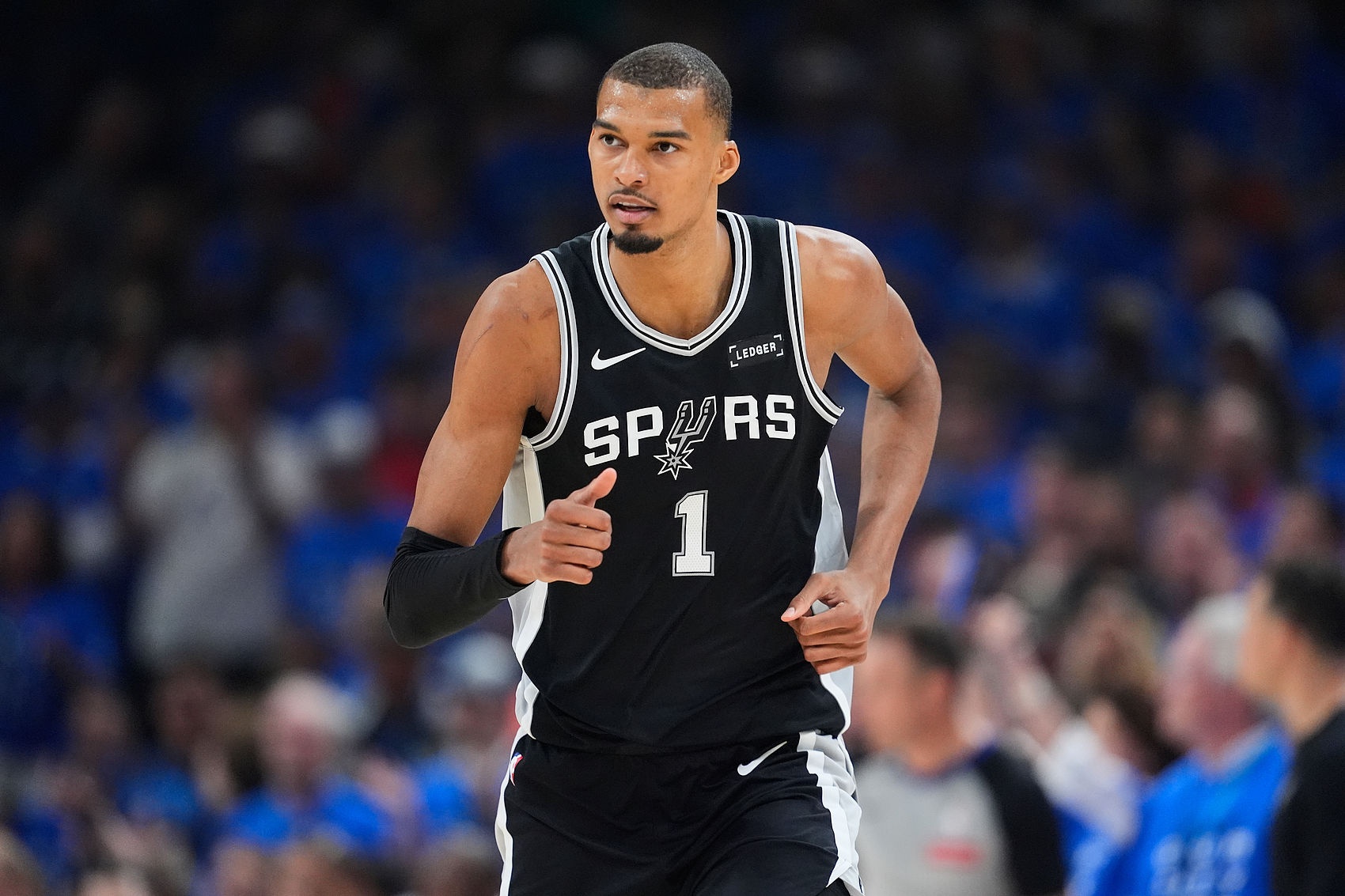 文班亚马谈重返国家队：国际比赛场次有限 每场都至关重要