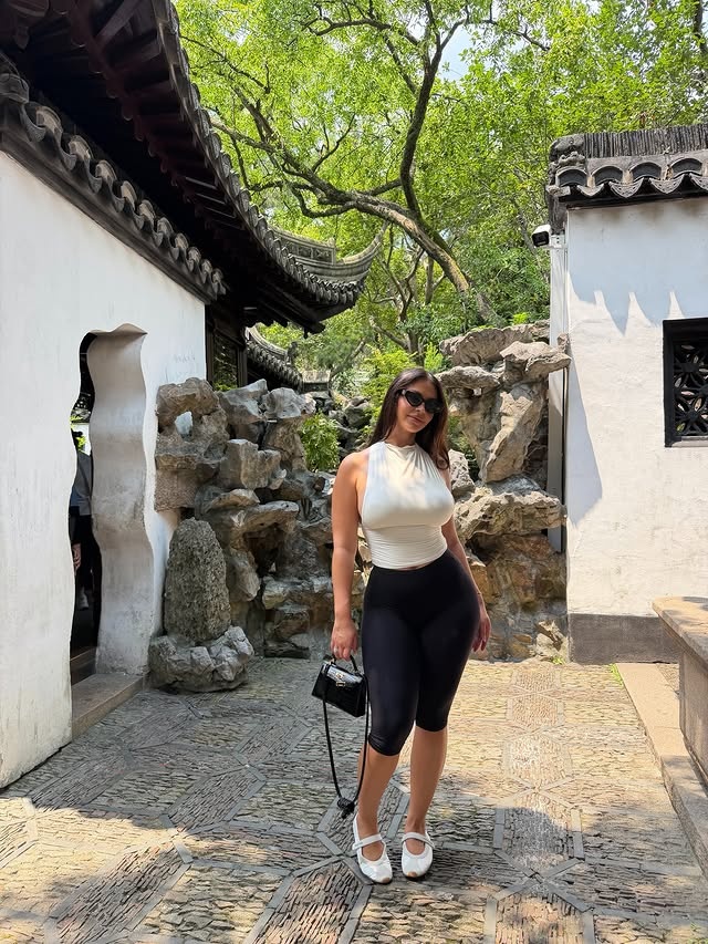 乔治妻子社媒晒上海48小时照片 新赛季将披绿军战袍 乔治妻子社媒晒上海48小时照片 新赛季将披绿军战袍