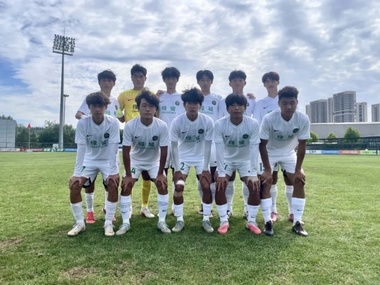 浙江U17队2-0击败重庆凤鸣山中学U17队,挺进中青赛全国八强 浙江U17队2-0击败重庆凤鸣山中学U17队,挺进中青赛全国八强
