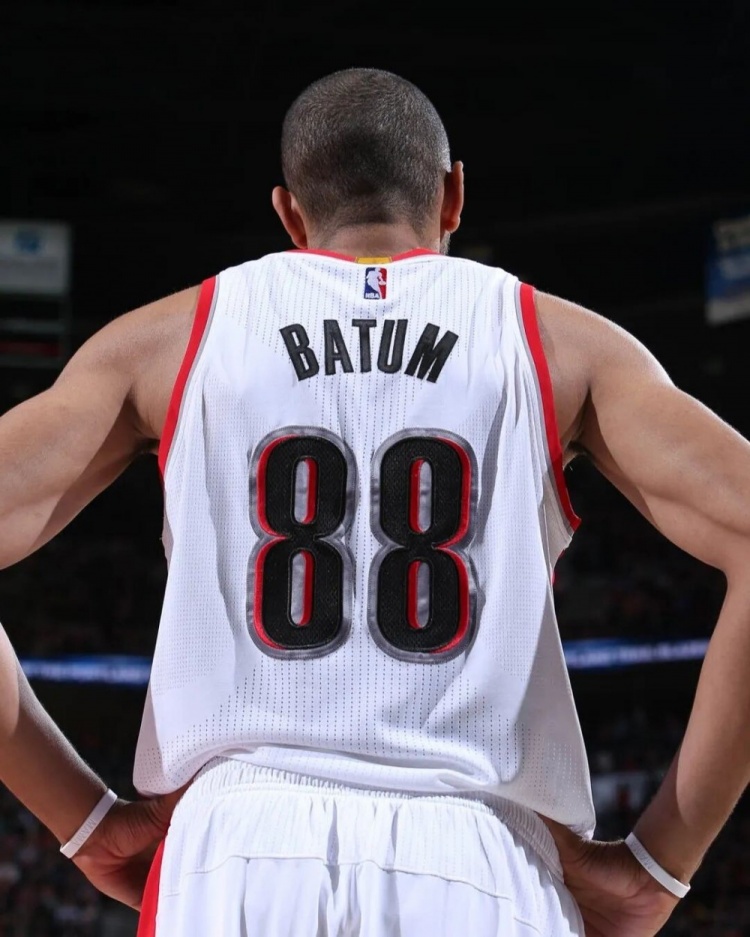 巴图姆,以父之名 巴图姆,以父之名