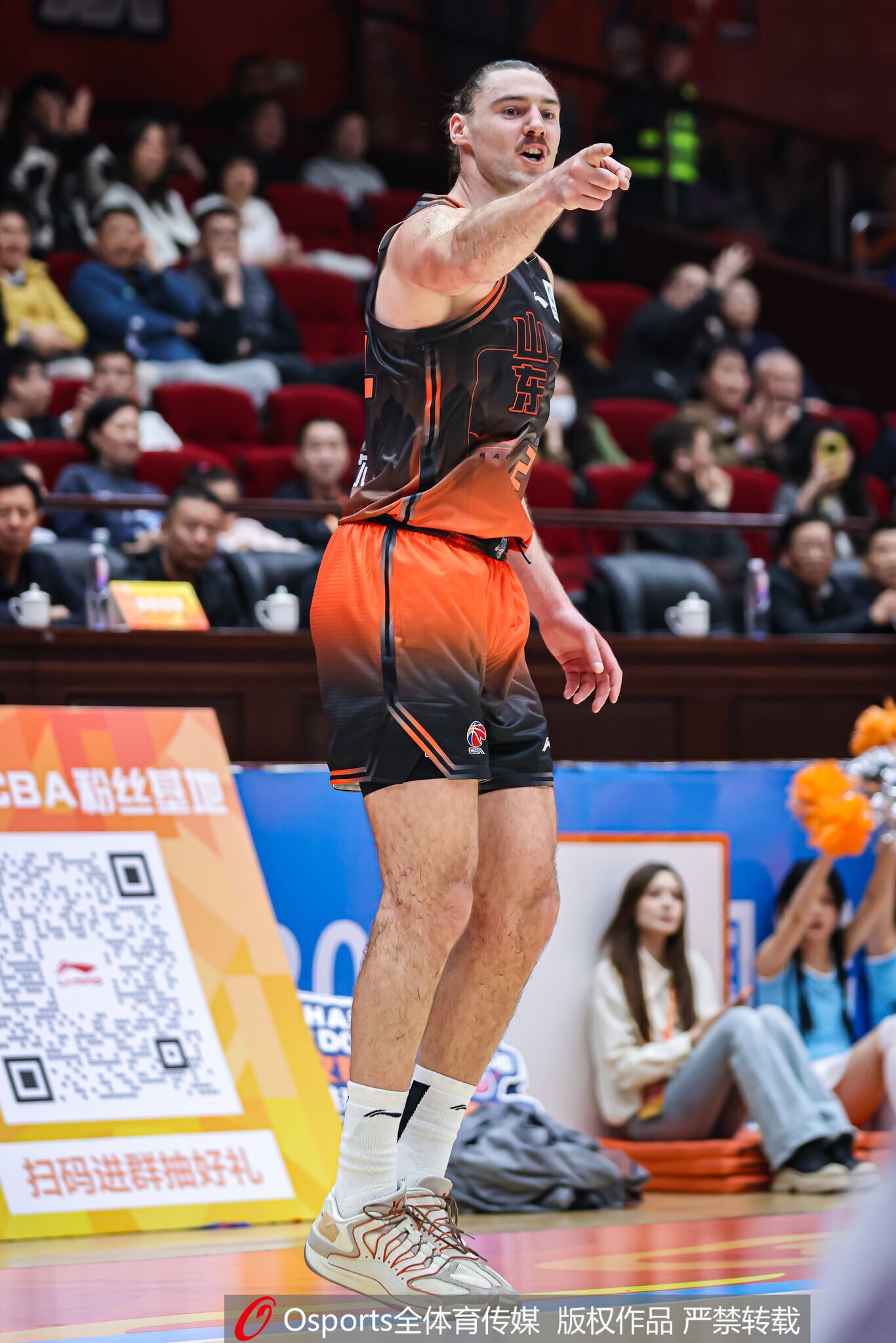 媒体人：效力过多支CBA/NBL球队的贝利·斯蒂尔 加盟NBL苏科雄狮
