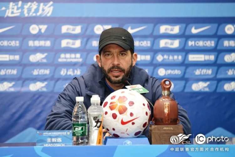 武汉三镇客战河南 莫拉:尊重对手 目标取胜 武汉三镇客战河南 莫拉:尊重对手 目标取胜