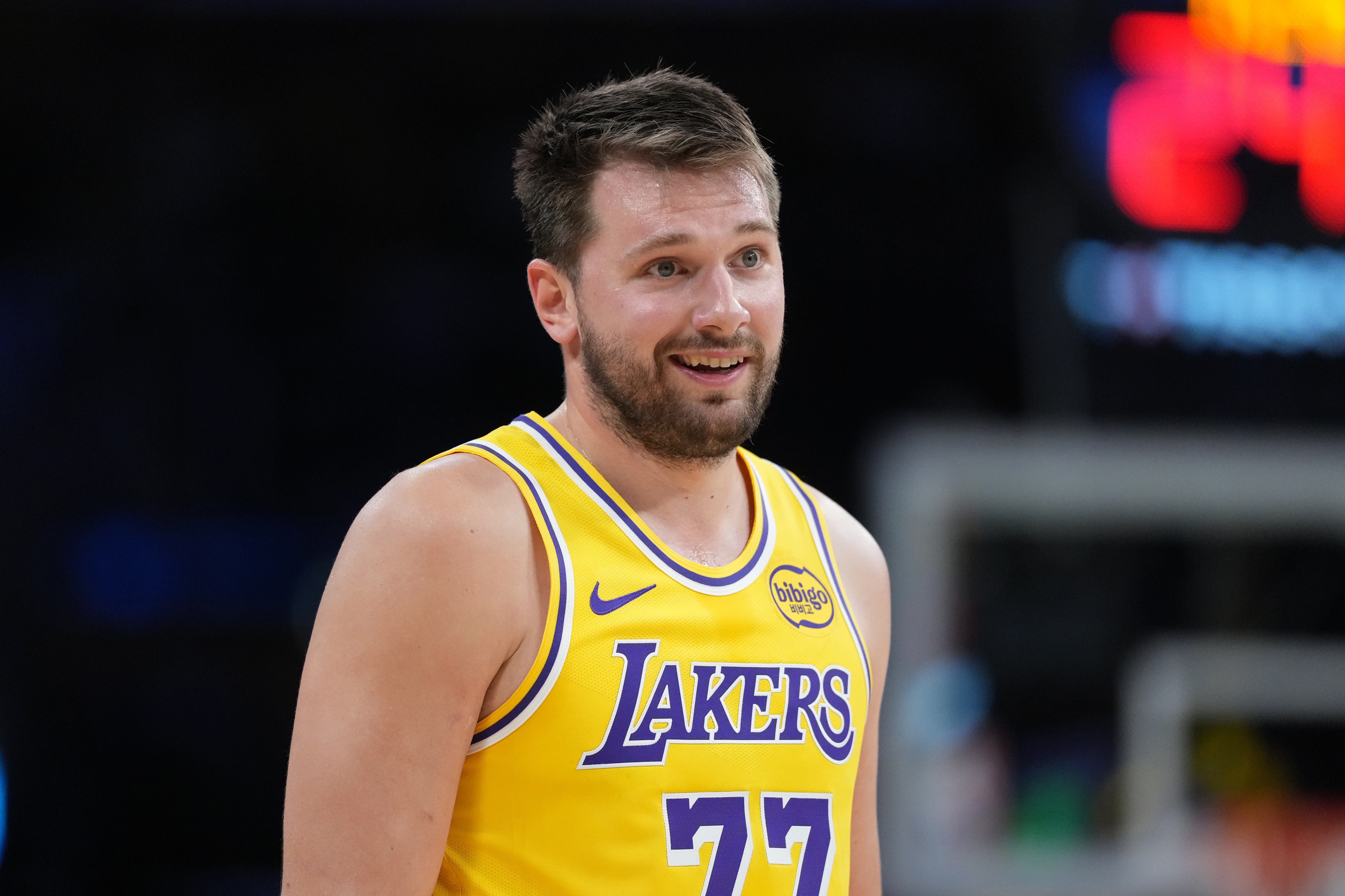 东契奇连续8场325+70+55历史首人 独行侠8连胜 东契奇连续8场325+70+55历史首人 独行侠8连胜