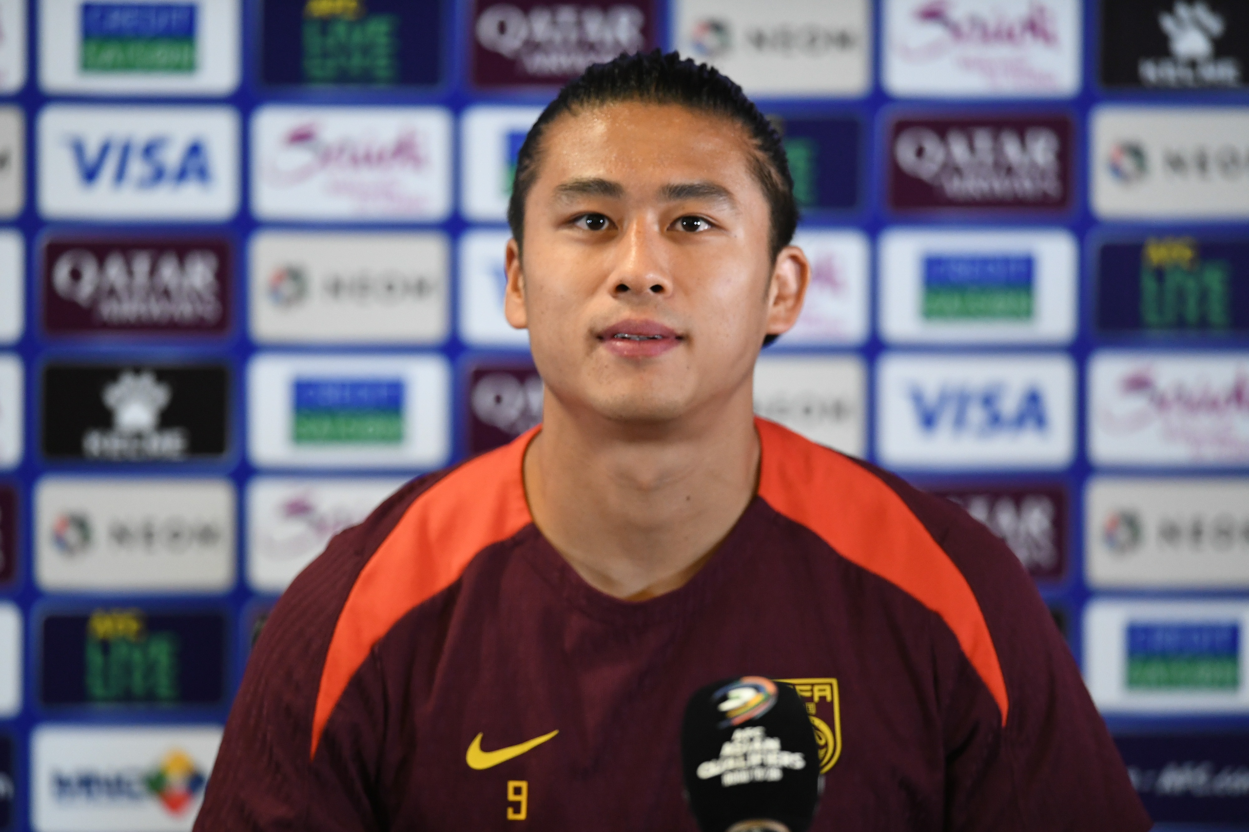 张玉宁三轮三球状态正盛 直言国足集训夯实基础