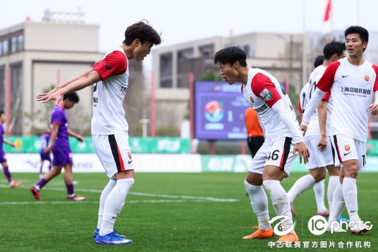 海港富盛经开中乙首战6比1横扫赛更达 李圣龙双响杨黔东处子球