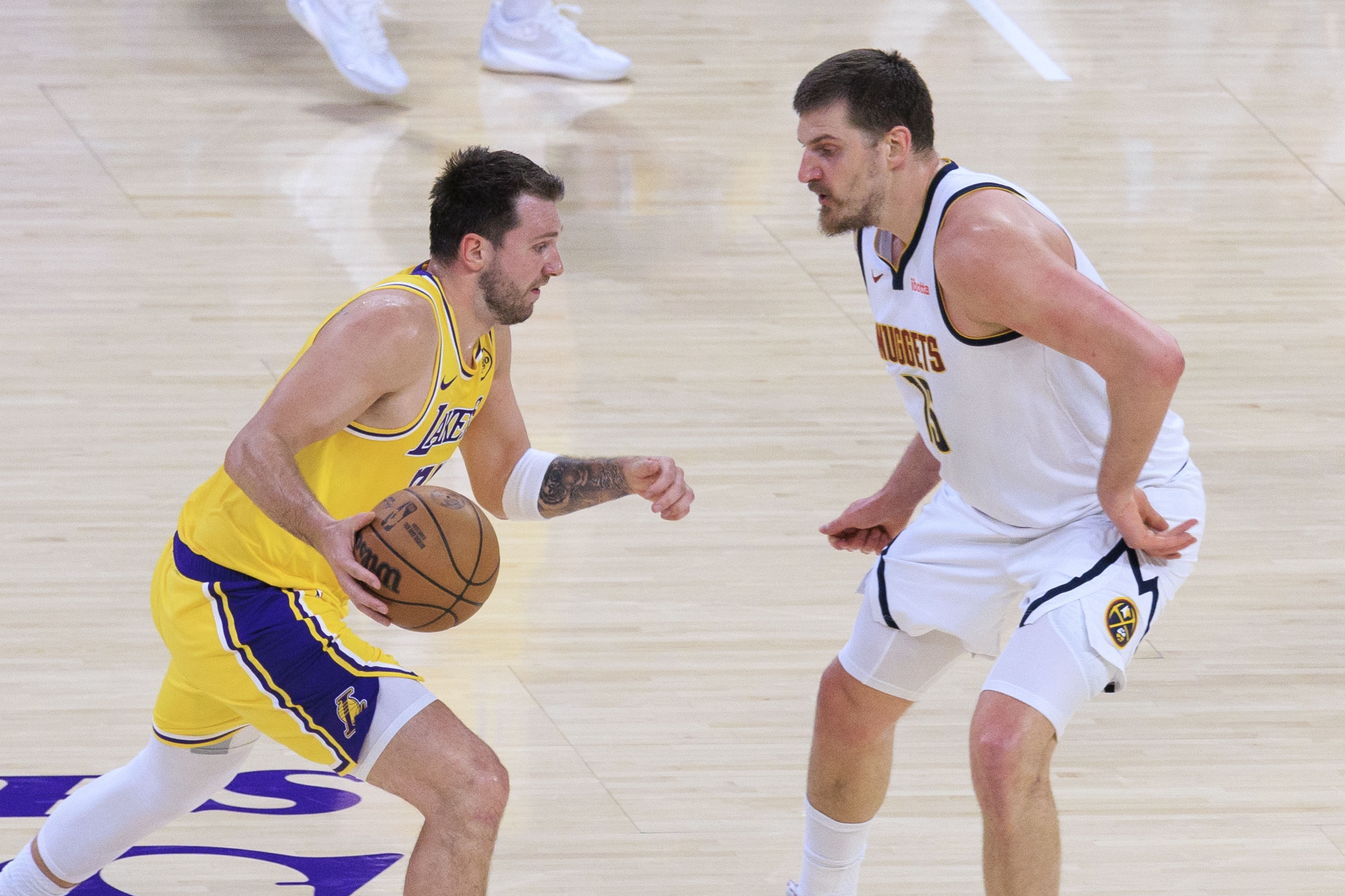 佩林卡神之一手:文森特换肯纳德 湖人三分命中率从联盟第21飙升至第4 佩林卡神之一手:文森特换肯纳德 湖人三分命中率从联盟第21飙升至第4