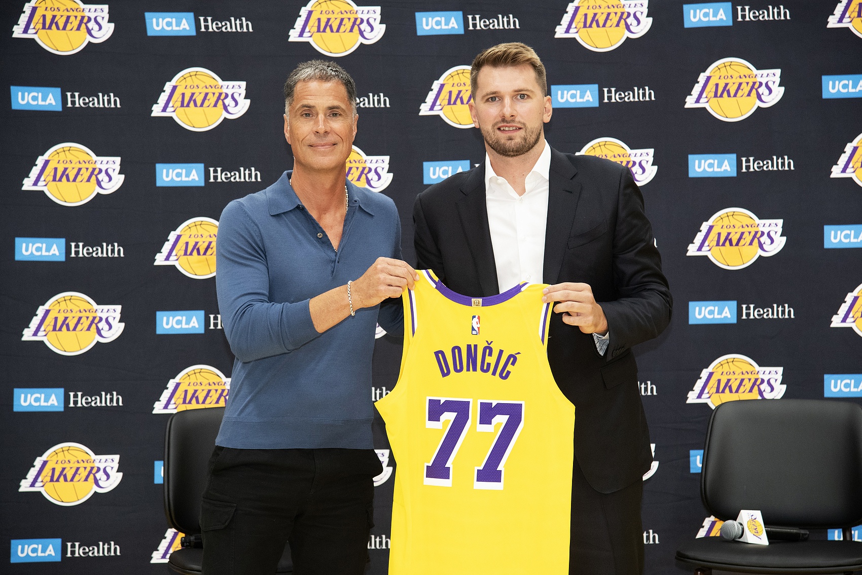 佩林卡神之一手:文森特换肯纳德 湖人三分命中率从联盟第21飙升至第4 佩林卡神之一手:文森特换肯纳德 湖人三分命中率从联盟第21飙升至第4