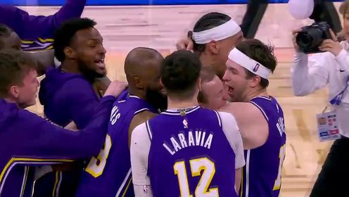 [肯纳德三分绝杀]最后时刻太刺激！老詹绝平机会遭切球，随后肯纳德空位三分绝杀！